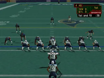 NFL QB Club 2001 (USA) screen shot game playing